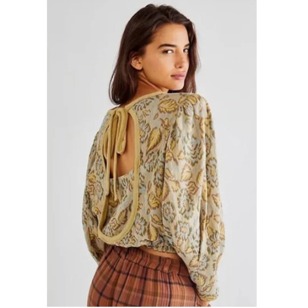 Free People Midriff Length Floral Tapestry Print Puff Sleeve "No Ordinary Top"
